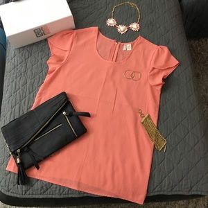EUC salmon pink short sleeve top with tulip sleeve